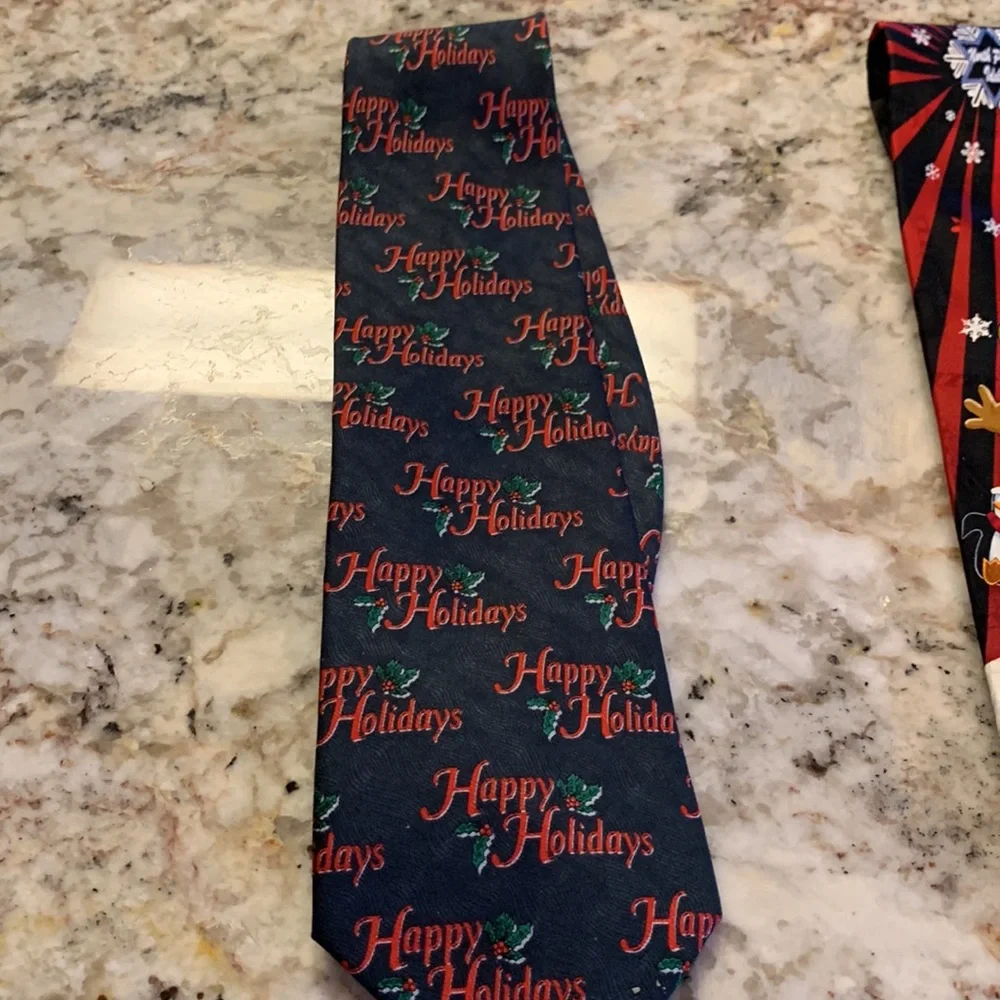 6 Christmas ties - Picture 2 of 5